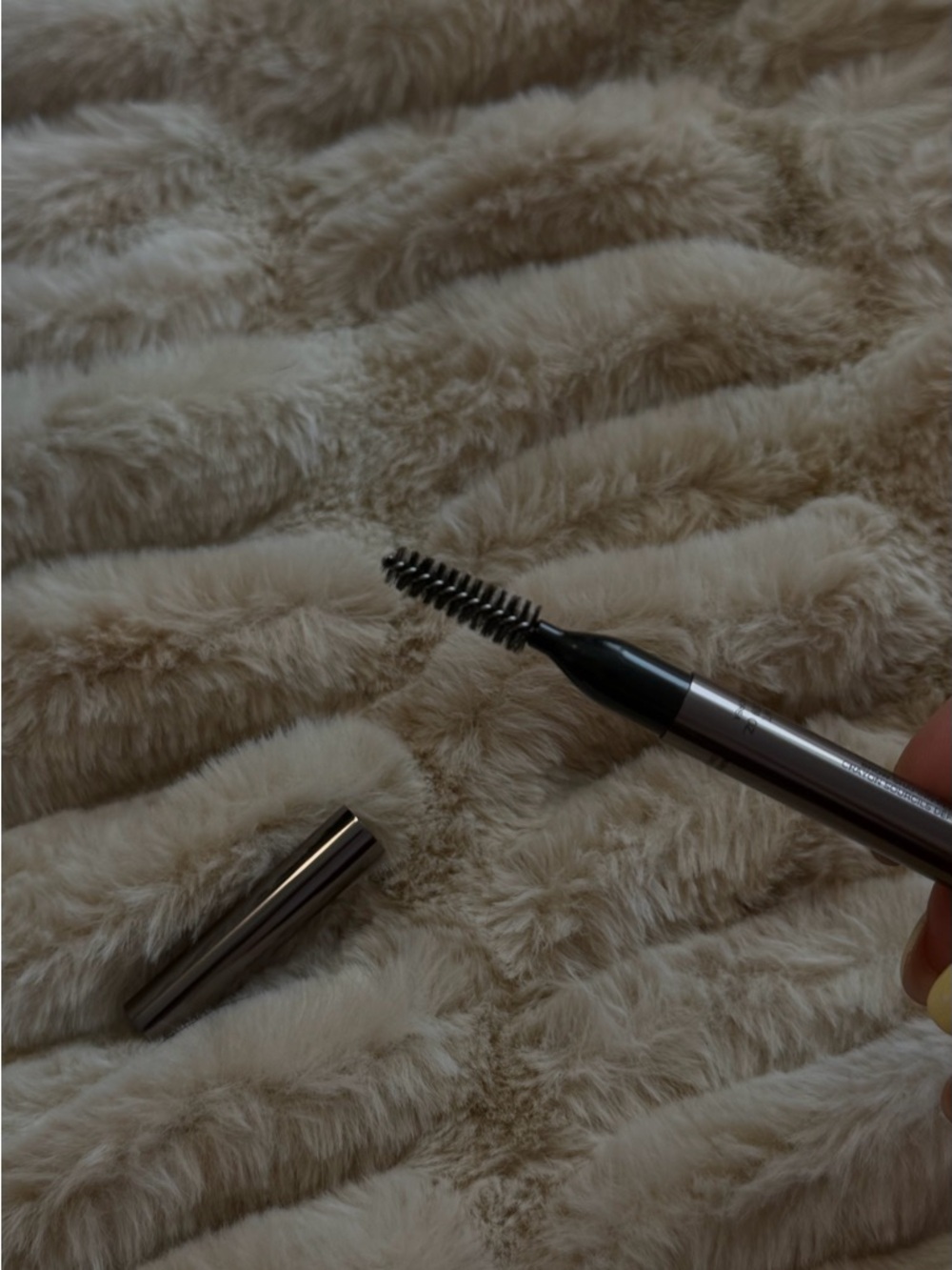 Burberry Dual-Ended Brow Pencil in No. 3 Ash Brown - Picture 3 of 3